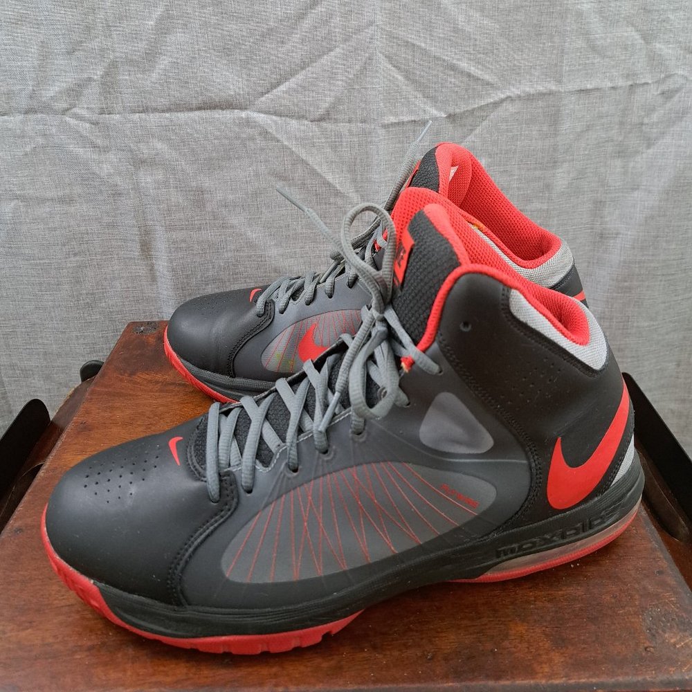 %Nike Air Max Actualizer 2 Gray Red Men's basketball shoes size 12 / A 34